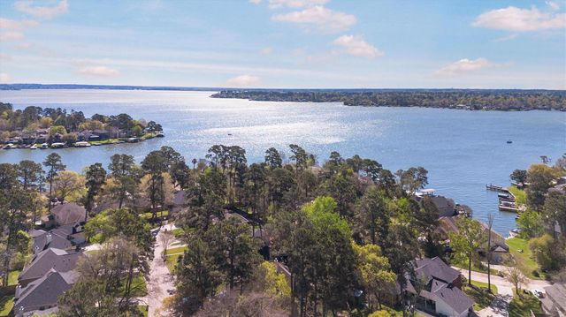 11843 Briarwood Lane, Montgomery, TX 77356