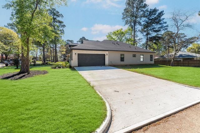 11843 Briarwood Lane, Montgomery, TX 77356