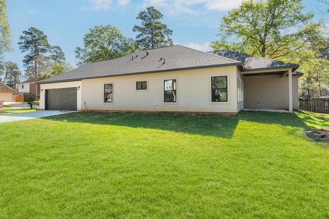 11843 Briarwood Lane, Montgomery, TX 77356