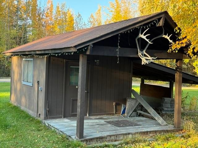 570 KEELING ROAD, North Pole, AK 99705