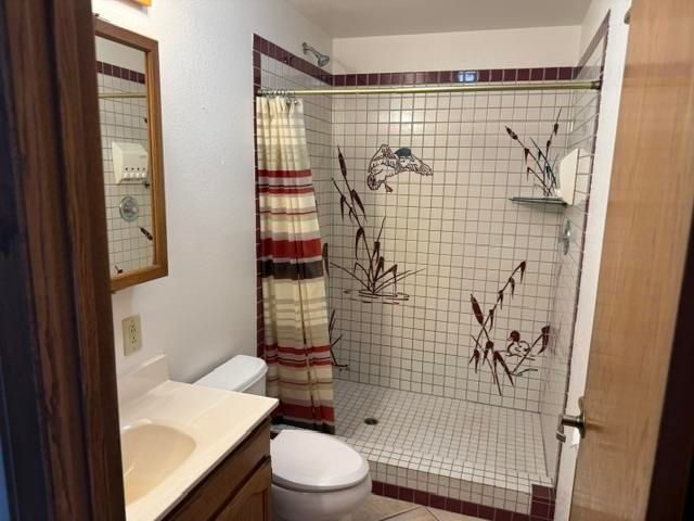 570 KEELING ROAD, North Pole, AK 99705