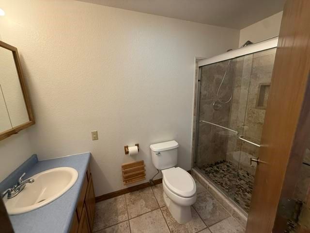570 KEELING ROAD, North Pole, AK 99705
