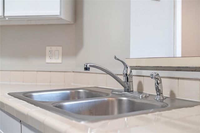605 YOUNGSTOWN PARKWAY 32, Altamonte Springs, FL 32714