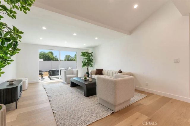 8133 Brimfield Avenue, Panorama City, CA 91402