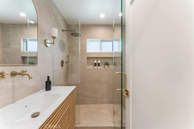 8133 Brimfield Avenue, Panorama City, CA 91402