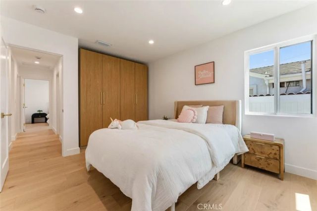 8133 Brimfield Avenue, Panorama City, CA 91402