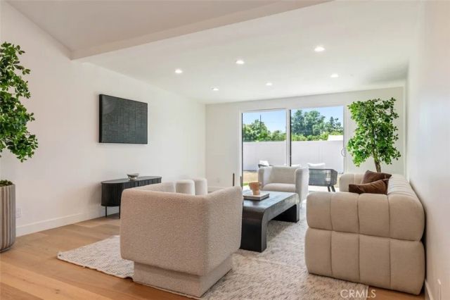 8133 Brimfield Avenue, Panorama City, CA 91402