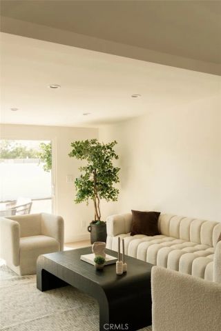 8133 Brimfield Avenue, Panorama City, CA 91402