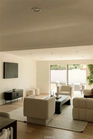 8133 Brimfield Avenue, Panorama City, CA 91402