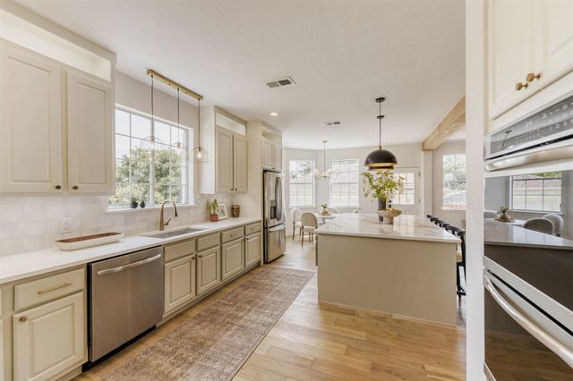 2804 Lenwood CT, Austin, TX 78738