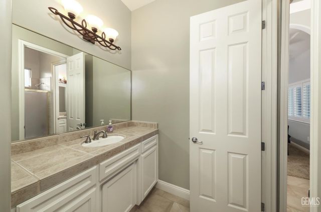 11509 Buffington Street, Bakersfield, CA 93312