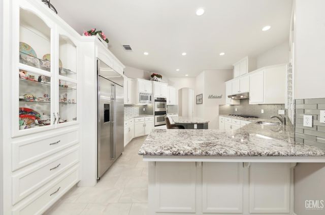 11509 Buffington Street, Bakersfield, CA 93312