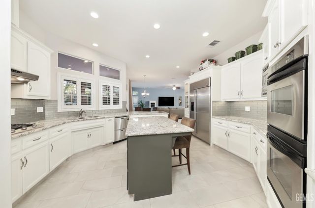 11509 Buffington Street, Bakersfield, CA 93312