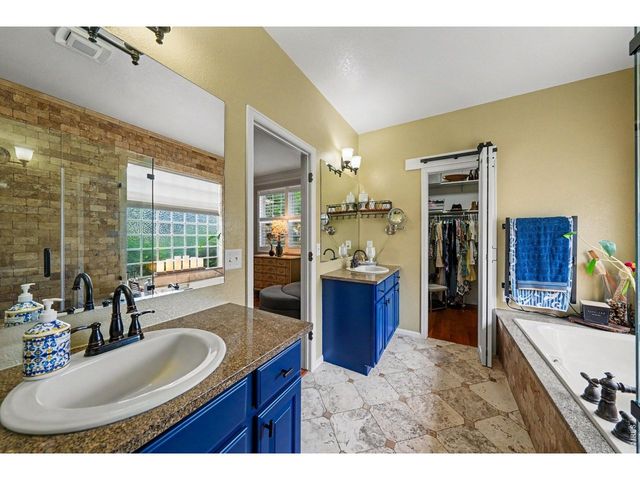 2915 Spacious Skies Dr, Fort Collins, CO 80528