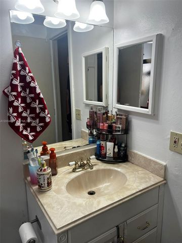 8103 Camino Real 407, Miami, FL 33143