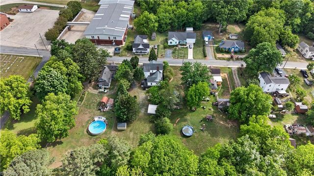 1386 Church Street, Ramseur, NC 27316
