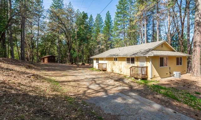 16116 Sycamore Ln, Camptonville, CA 95922