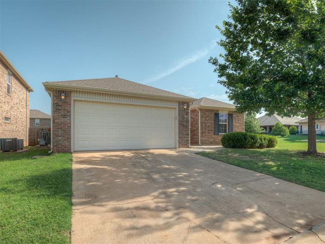2401 NW 194th Street, Edmond, OK 73012