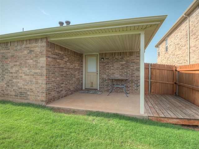 2401 NW 194th Street, Edmond, OK 73012