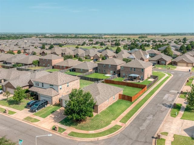 2401 NW 194th Street, Edmond, OK 73012