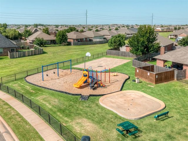 2401 NW 194th Street, Edmond, OK 73012