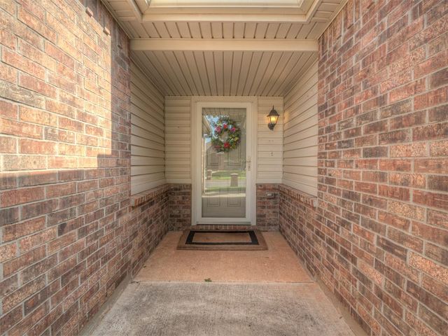 2401 NW 194th Street, Edmond, OK 73012