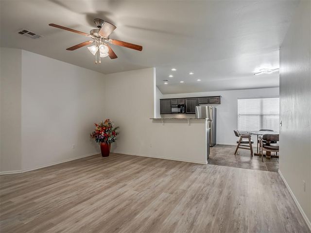 2401 NW 194th Street, Edmond, OK 73012