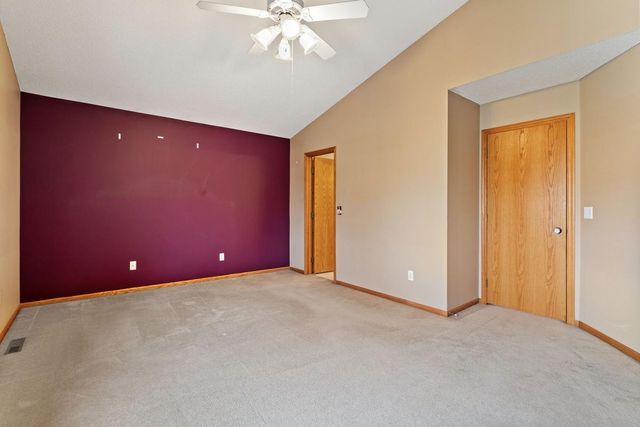 2907 Devonshire Circle, Woodbury, MN 55125