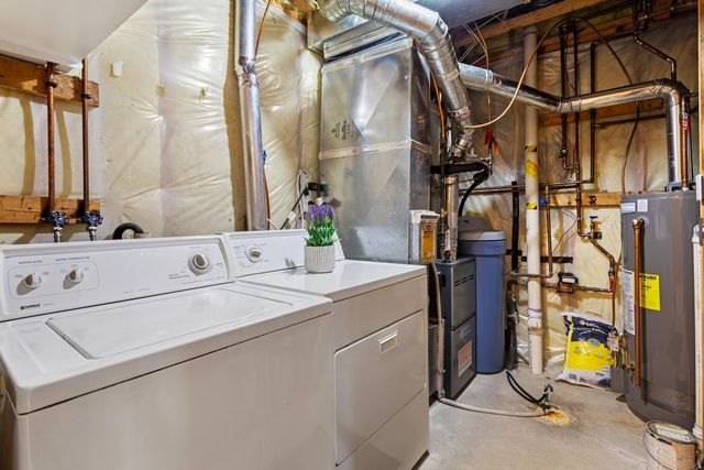 2907 Devonshire Circle, Woodbury, MN 55125