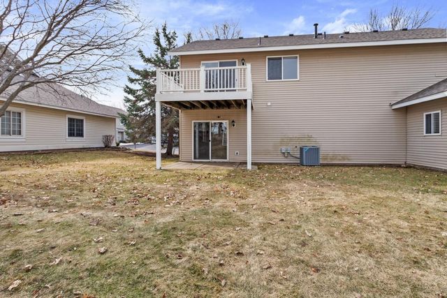 2907 Devonshire Circle, Woodbury, MN 55125