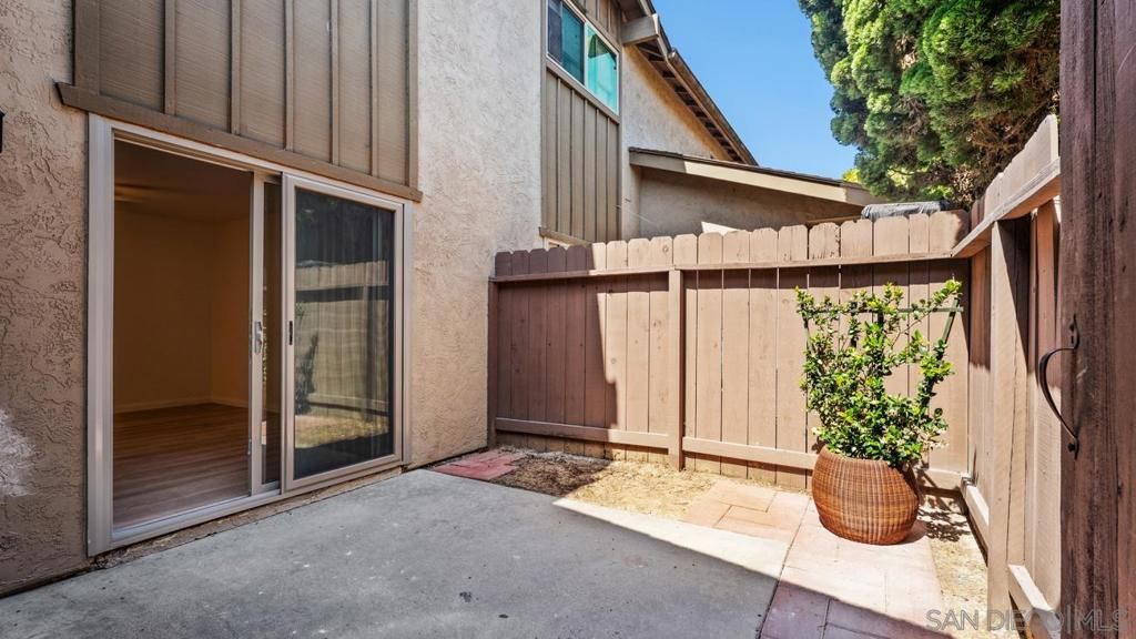 Image 19 of property listing at 7806 Camino Tranquilo, San Diego, CA 92122