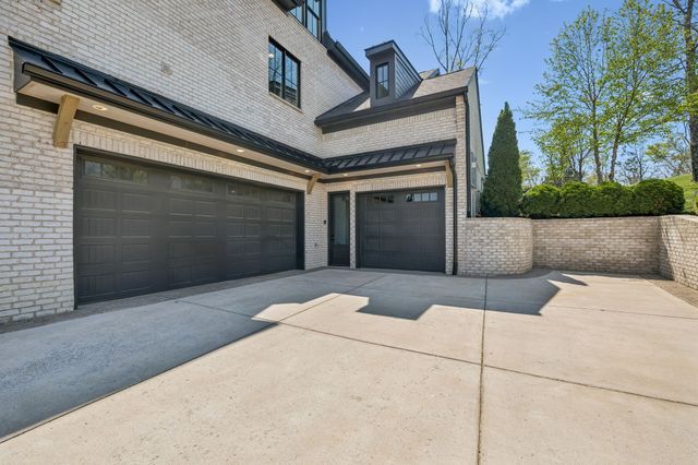 7066 Lanceleaf Dr, College Grove, TN 37046