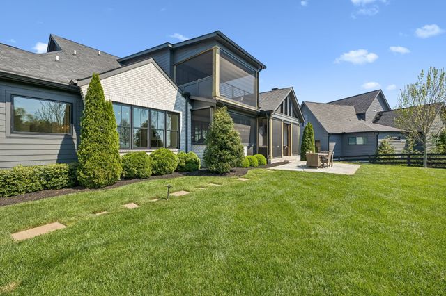7066 Lanceleaf Dr, College Grove, TN 37046