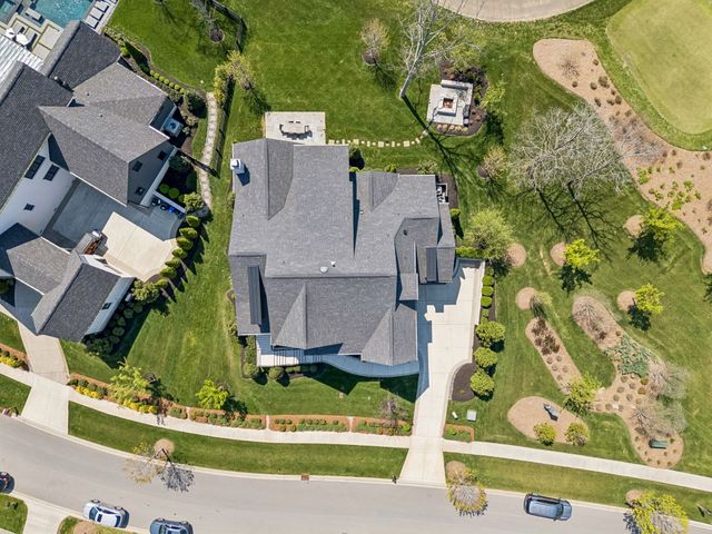 7066 Lanceleaf Dr, College Grove, TN 37046