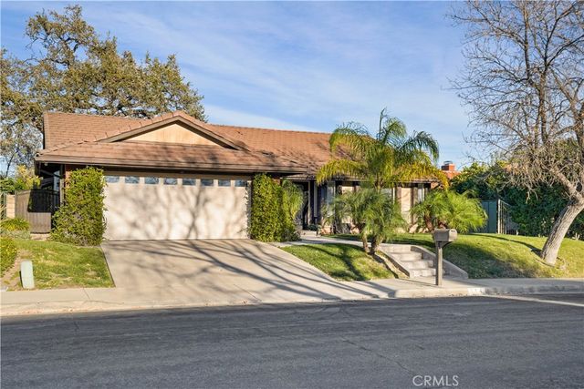 854 Rim Crest, Westlake Village, CA 91361