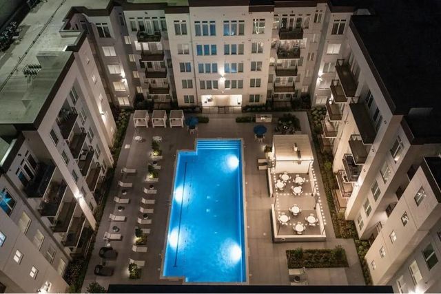 1317 Post Oak Park Drive 411, Houston, TX 77027