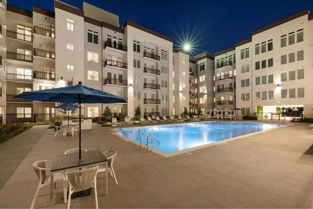 1317 Post Oak Park Drive 411, Houston, TX 77027
