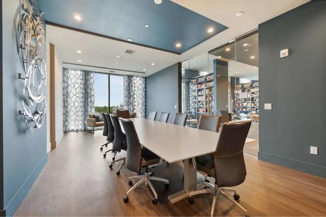 1317 Post Oak Park Drive 411, Houston, TX 77027