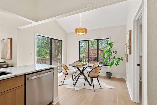 15801 Dearborn Street, Overland Park, KS 66223