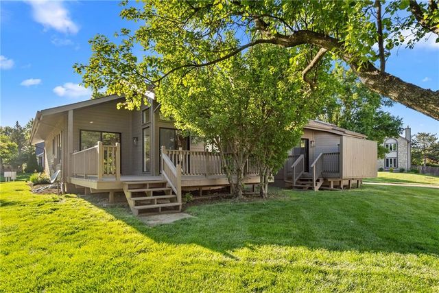 15801 Dearborn Street, Overland Park, KS 66223