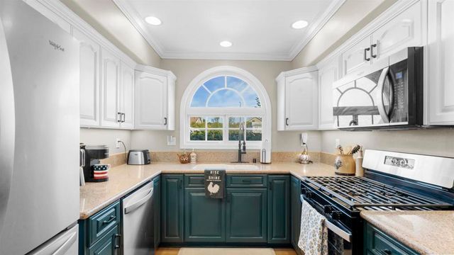 9869 Aldergrove Lane, Spring Valley, CA 91977