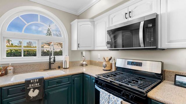 9869 Aldergrove Lane, Spring Valley, CA 91977