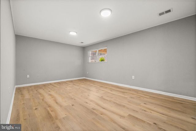 4801 IVERSON PL, Temple Hills, MD 20748