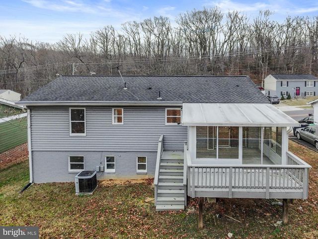 4801 IVERSON PL, Temple Hills, MD 20748