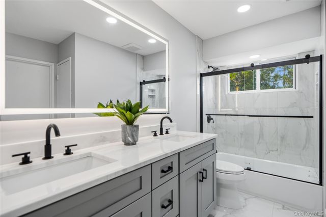183 N Marginal Road, Jericho, NY 11753