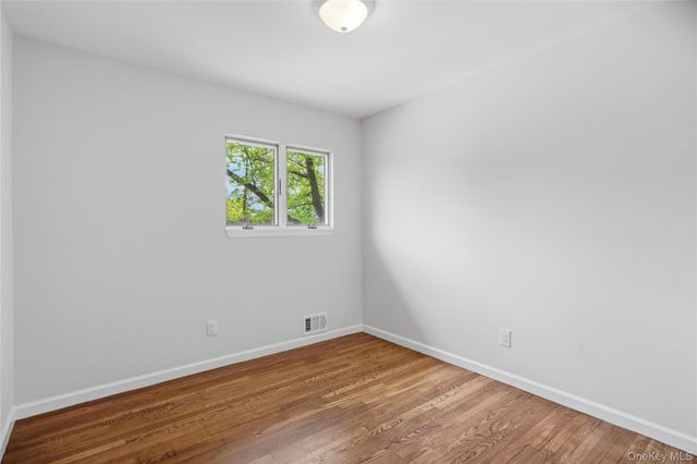 183 N Marginal Road, Jericho, NY 11753
