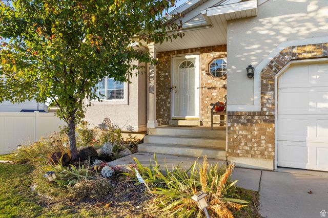 3014 W 4750 S, Roy, UT 84067