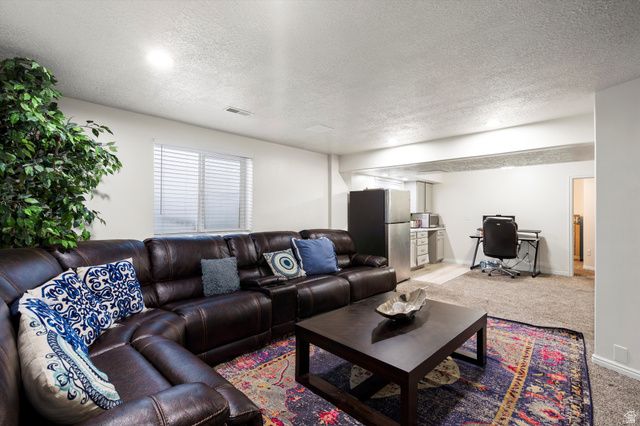 3014 W 4750 S, Roy, UT 84067