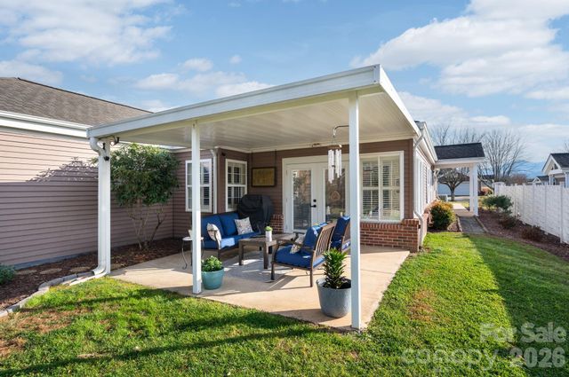 11-C Heather Way, Candler, NC 28715