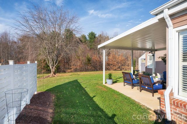 11-C Heather Way, Candler, NC 28715